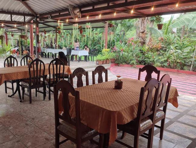 Sun Place Hosteria Las Tunas Ngoại thất bức ảnh