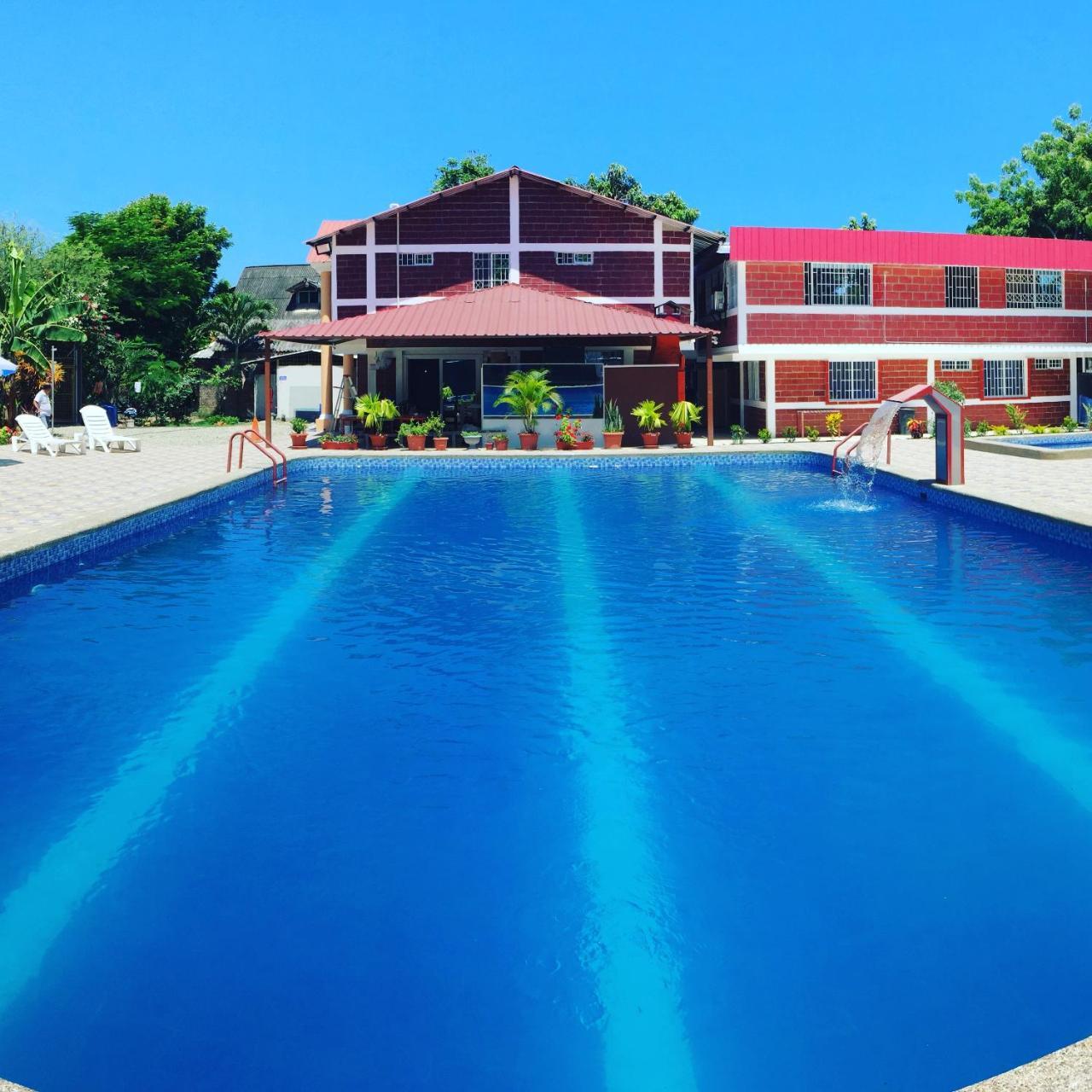 Sun Place Hosteria Las Tunas Ngoại thất bức ảnh