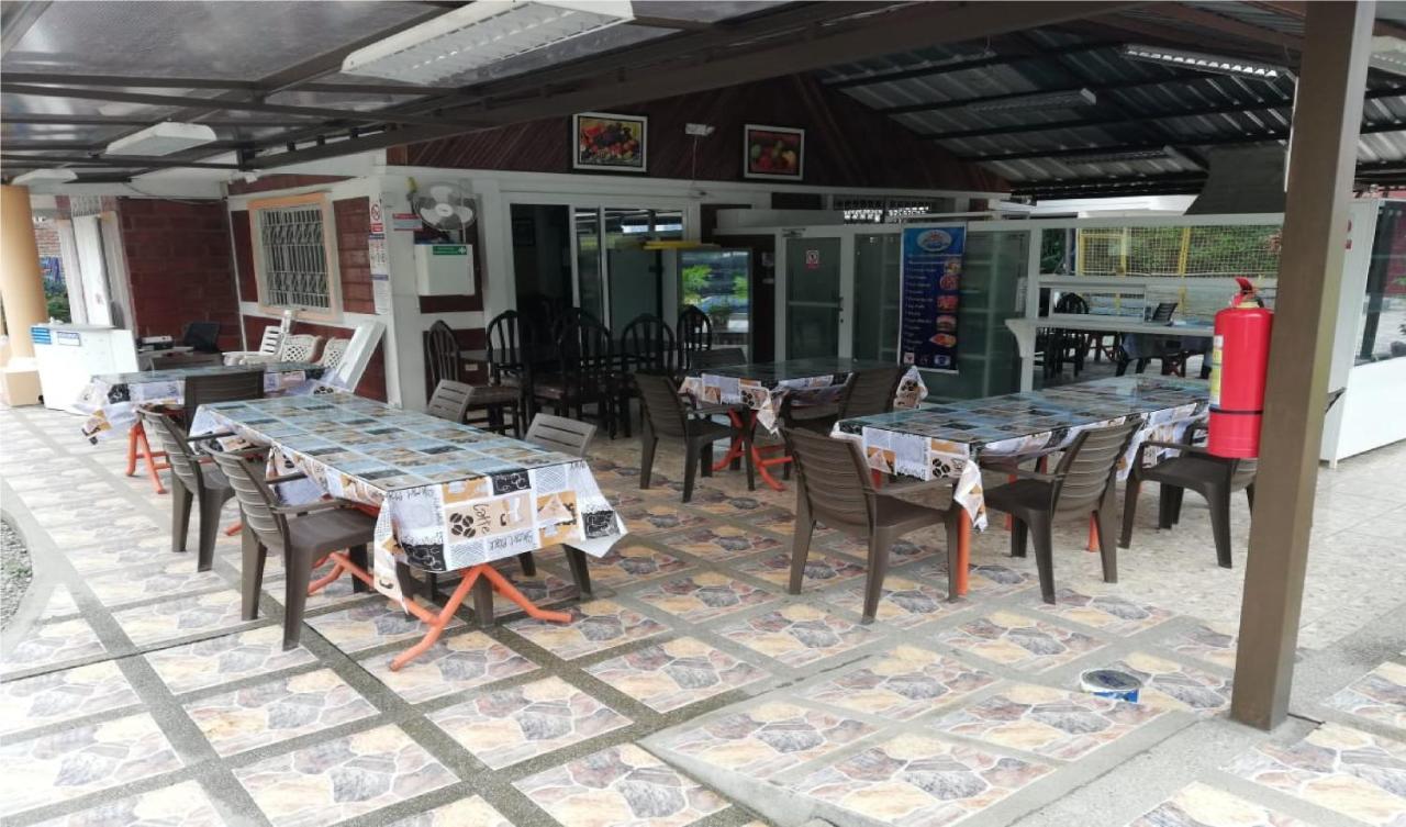 Sun Place Hosteria Las Tunas Ngoại thất bức ảnh