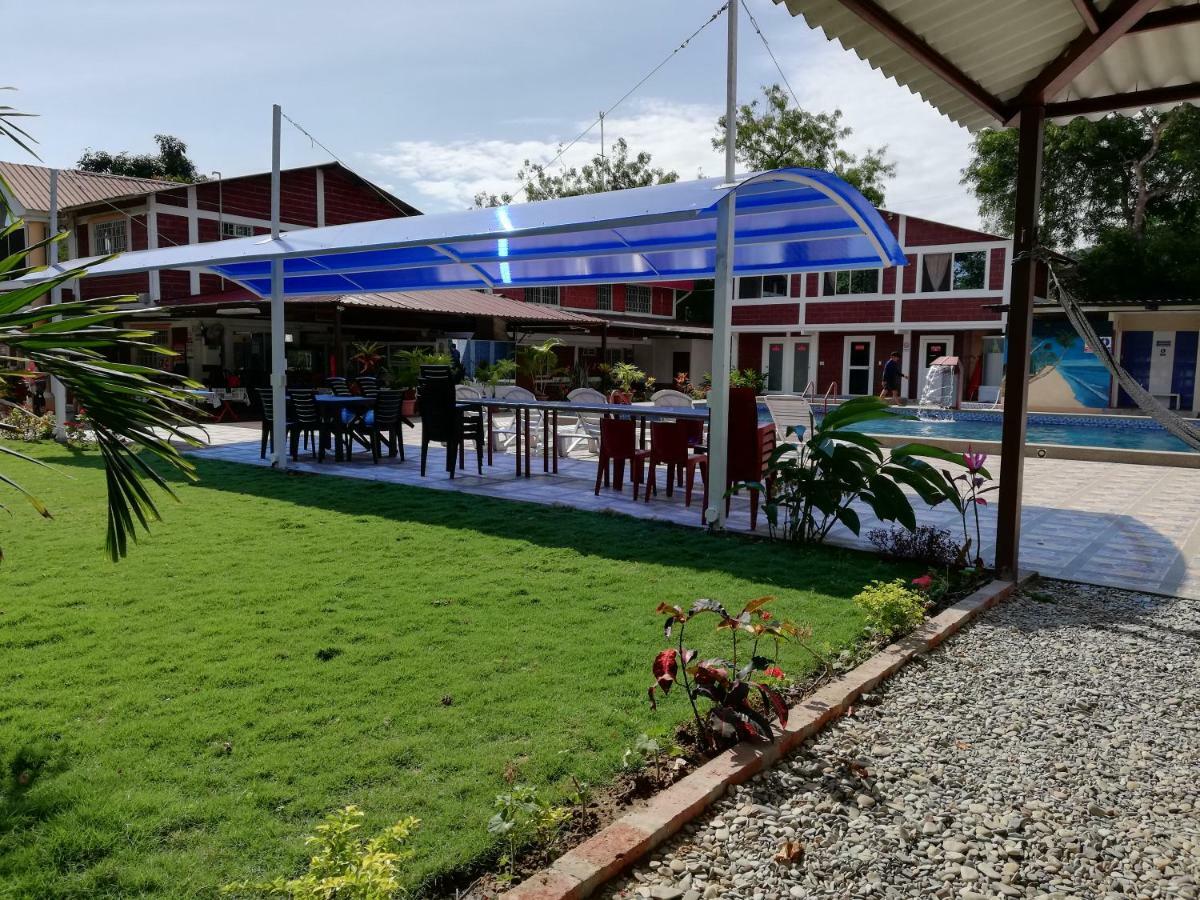 Sun Place Hosteria Las Tunas Ngoại thất bức ảnh
